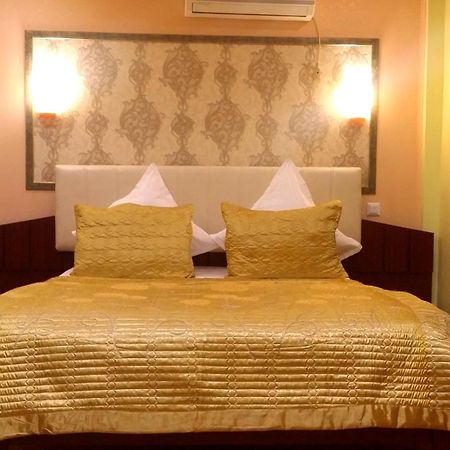 Byblov Rooms Boutique Bucarest Chambre photo