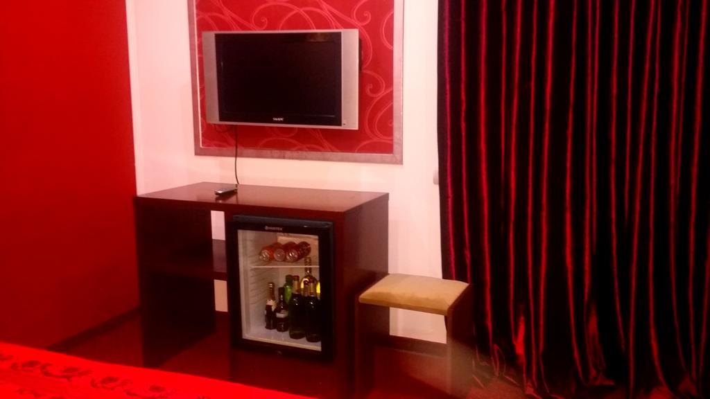 Byblov Rooms Boutique Bucarest Extérieur photo